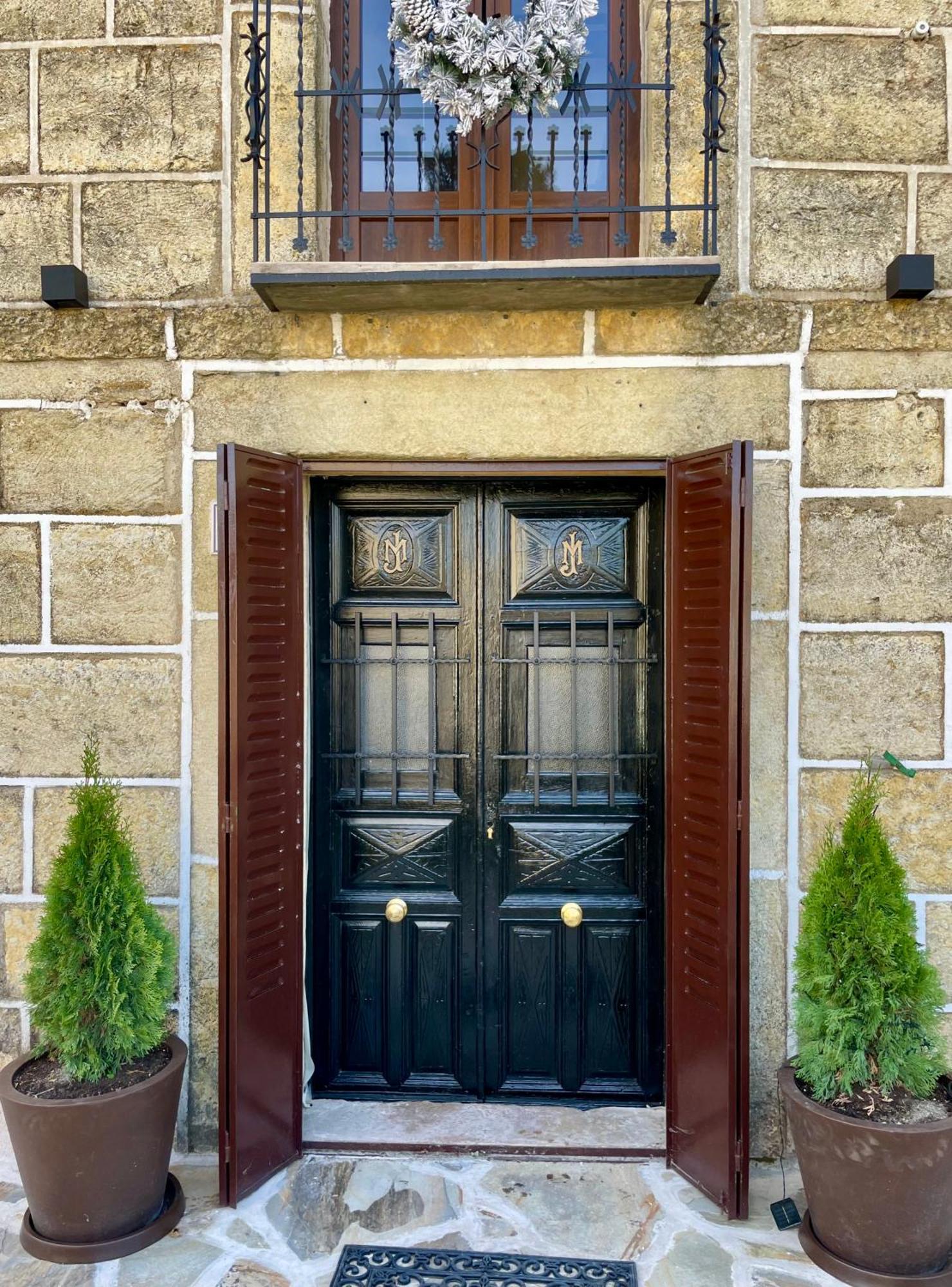 La Casa Del Cantero Pinilla del Valle Exterior photo